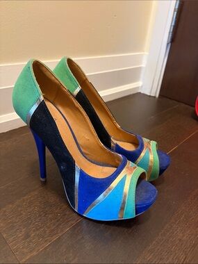 Qupid Multicolor Blue Green Gold Peep-Toe Platform Heels
